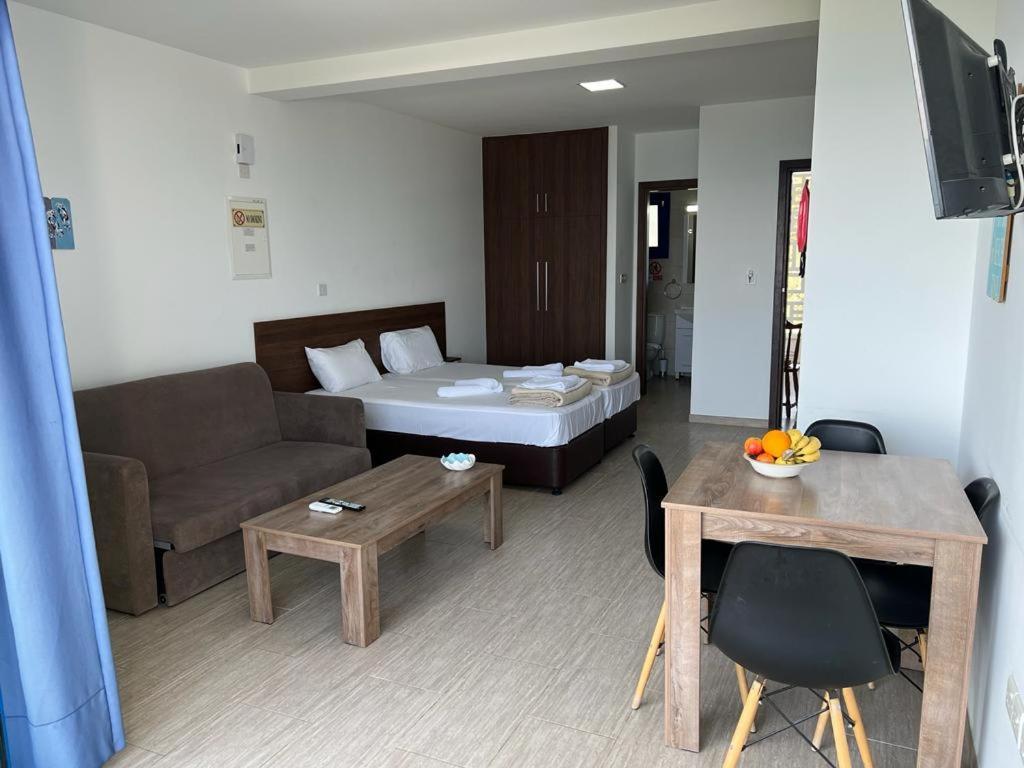 Governors Beach Panayiotis Aparthotel Εξωτερικό φωτογραφία
